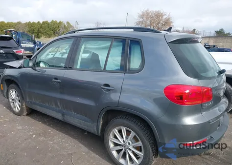 2018 Volkswagen Tiguan Limited 2.0T z USA, uszkodzony, nr VIN WVGBV7AX0JK003853